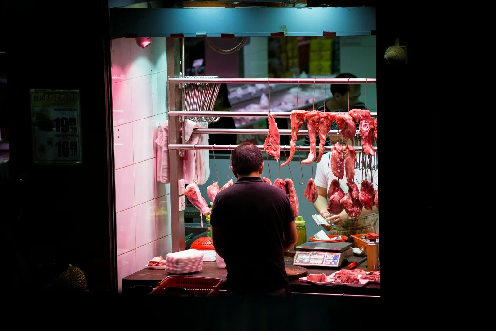 Choosing Ribs for Your Smoker